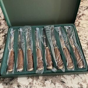 Big Sky Carvers Steak Knives Stag Faux Antler Set of 8 Stainless Steel Serrated